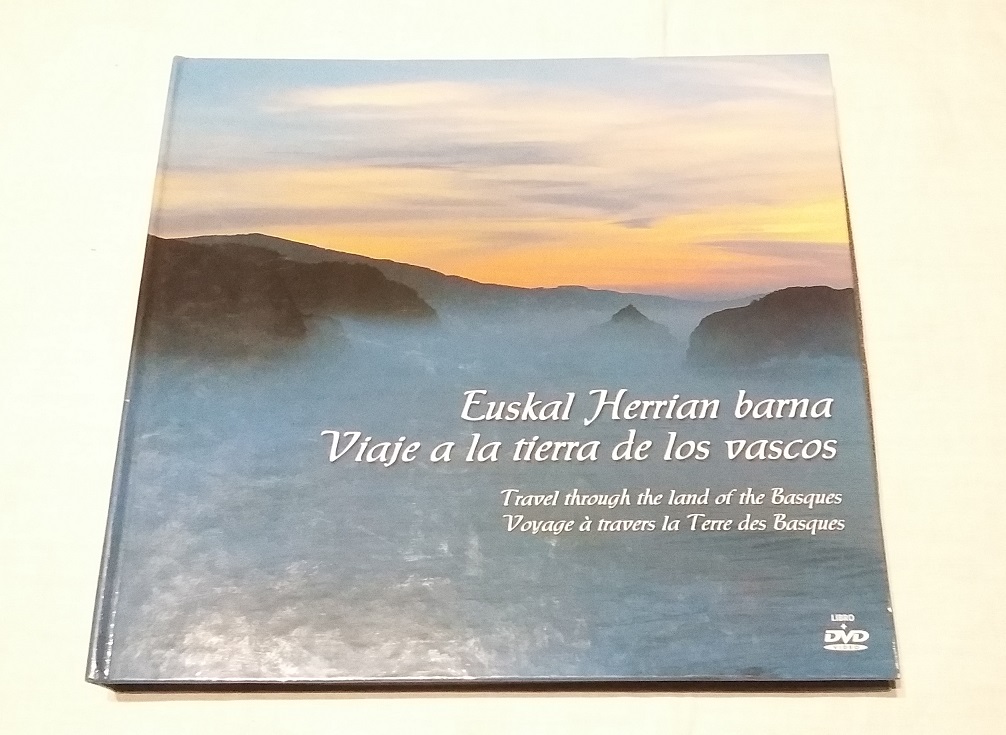 Euskal Herrian barna : Viaje a la tierra de los vascos