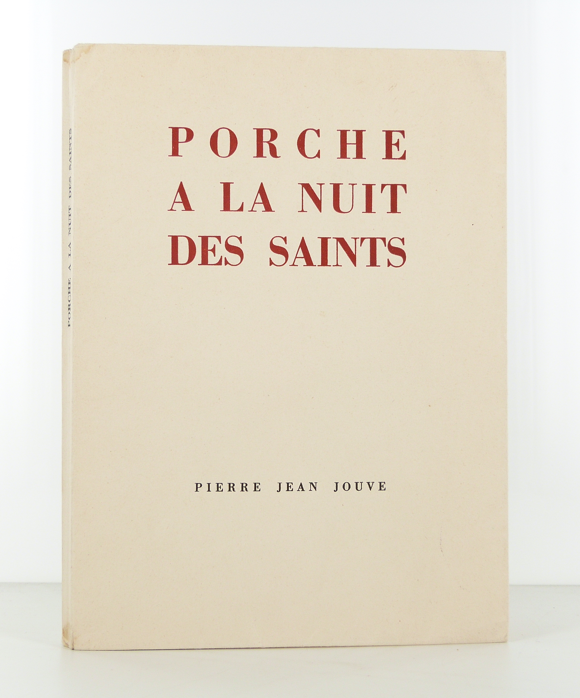 Porche à la nuit des saints