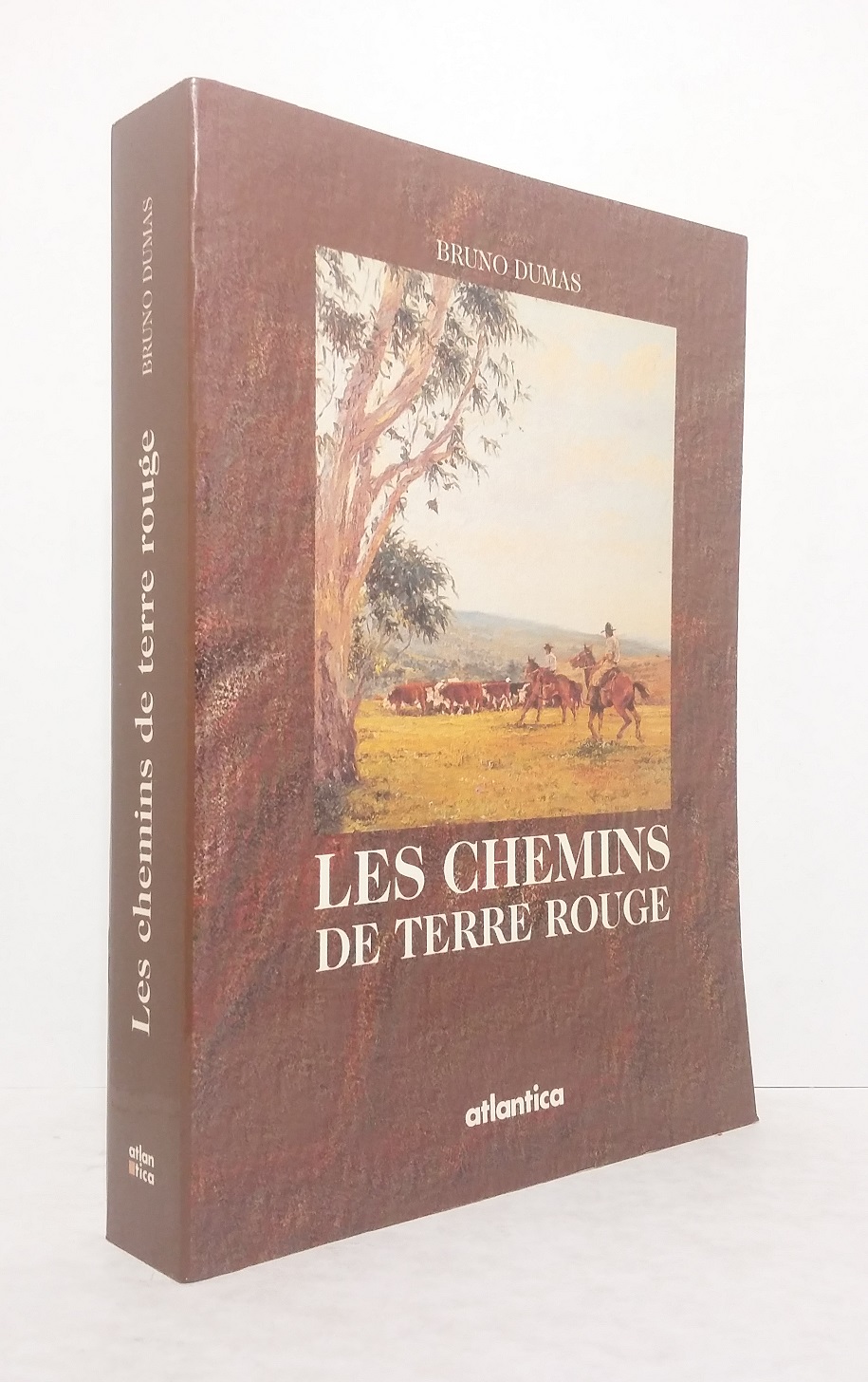 Les chemins de terre rouge