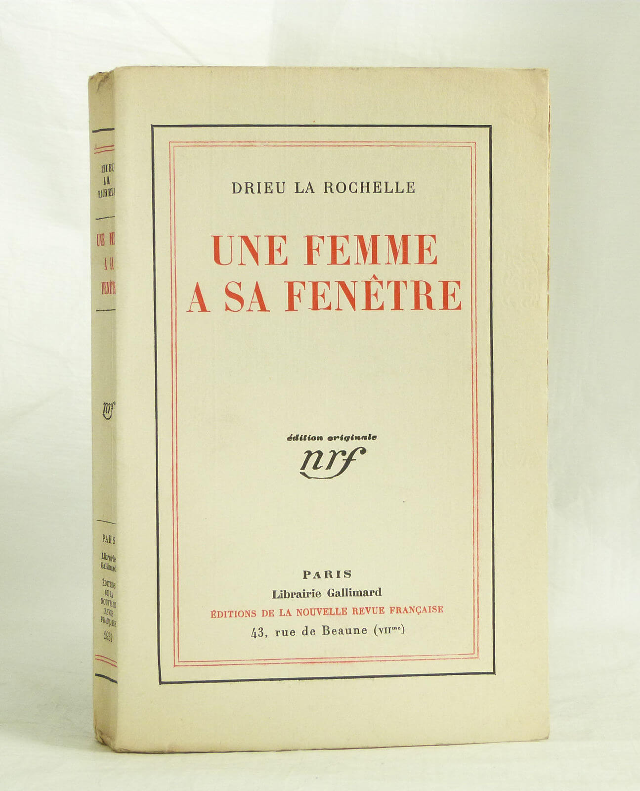 Une femme à sa fenêtre 