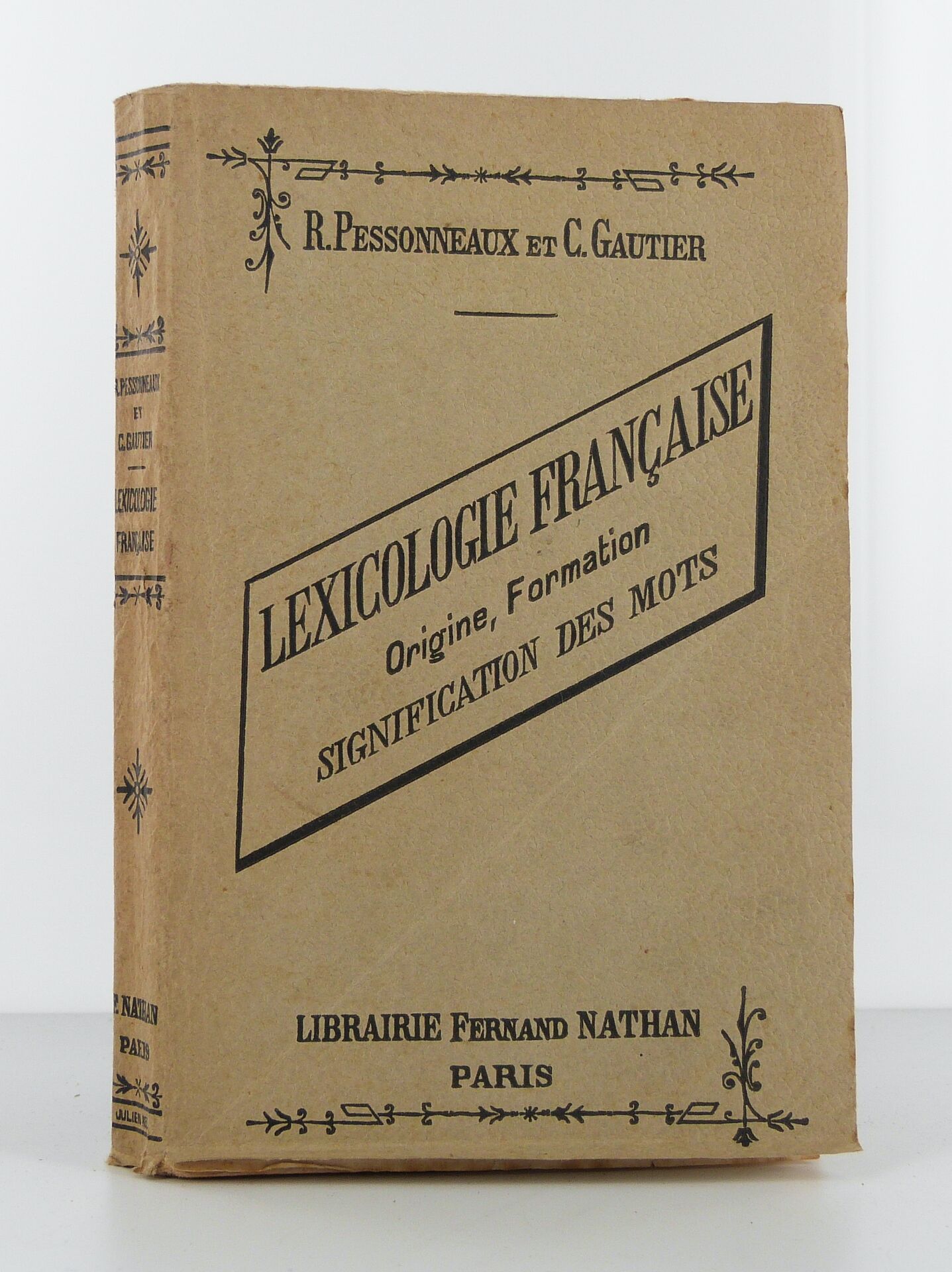 Lexicologie française. Origine, formation, signification des mots.